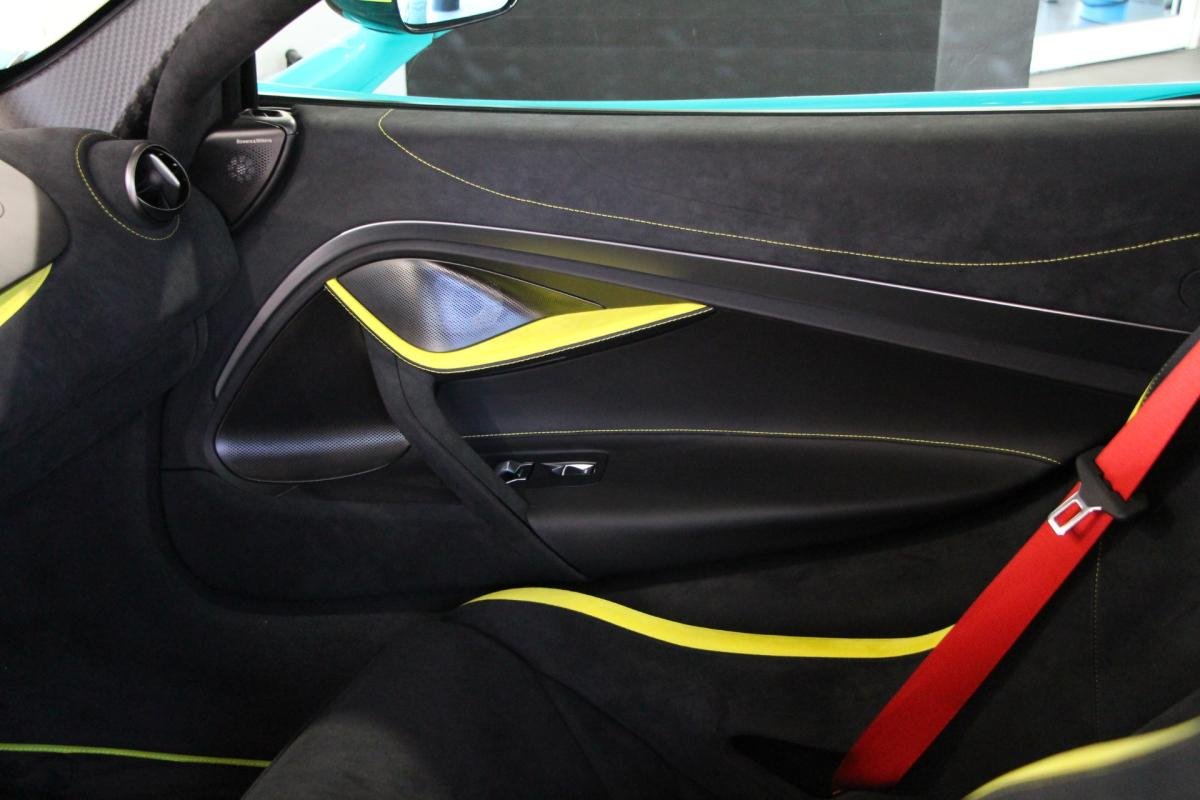 McLaren 750S - Photo 14