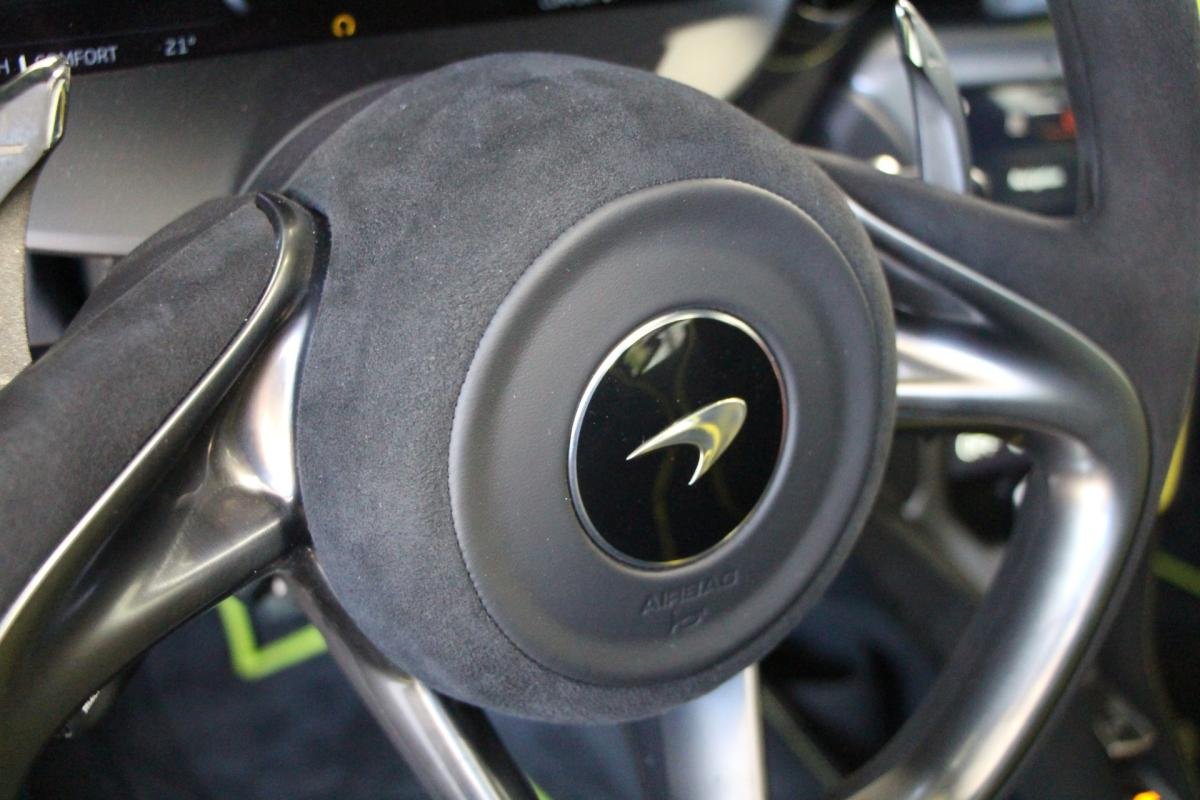 McLaren 750S - Photo 17