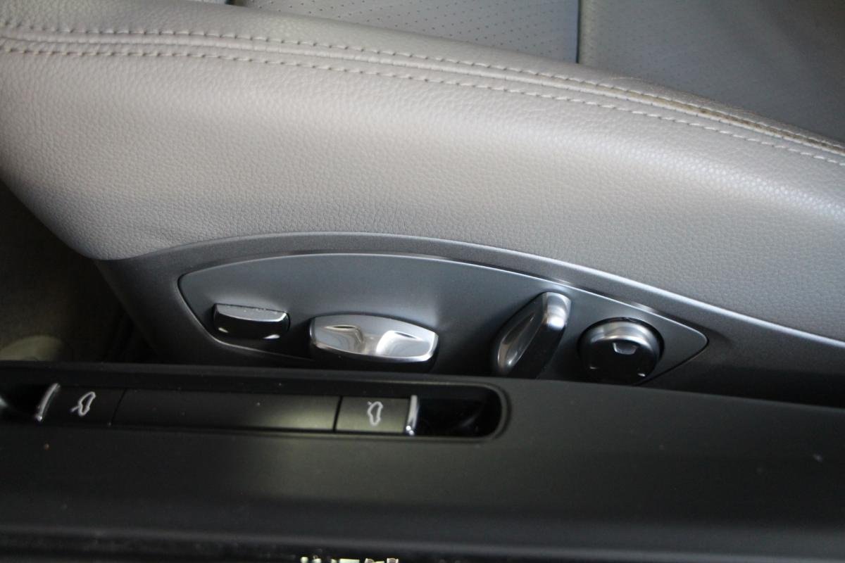 Porsche 911 - Photo 11