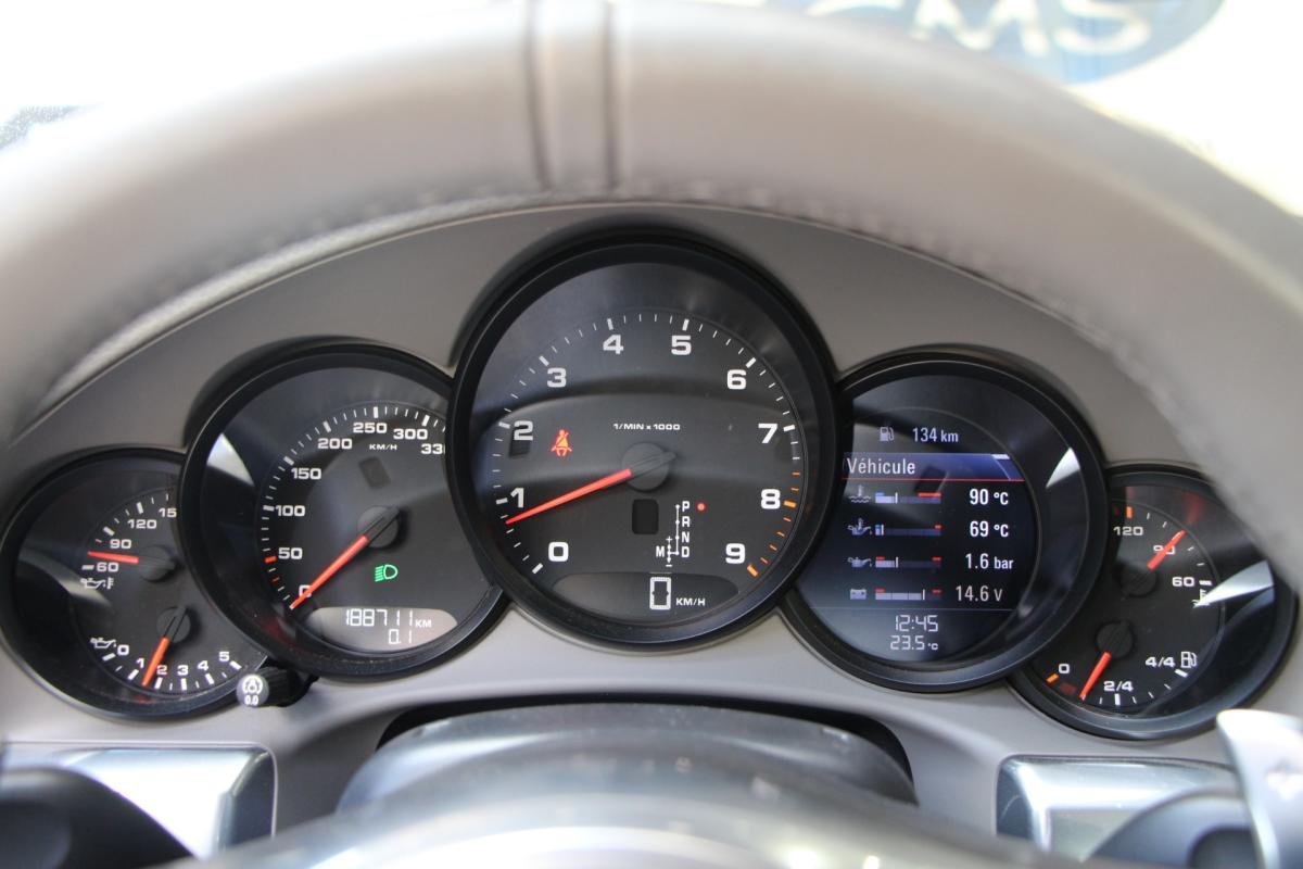 Porsche 911 - Photo 15