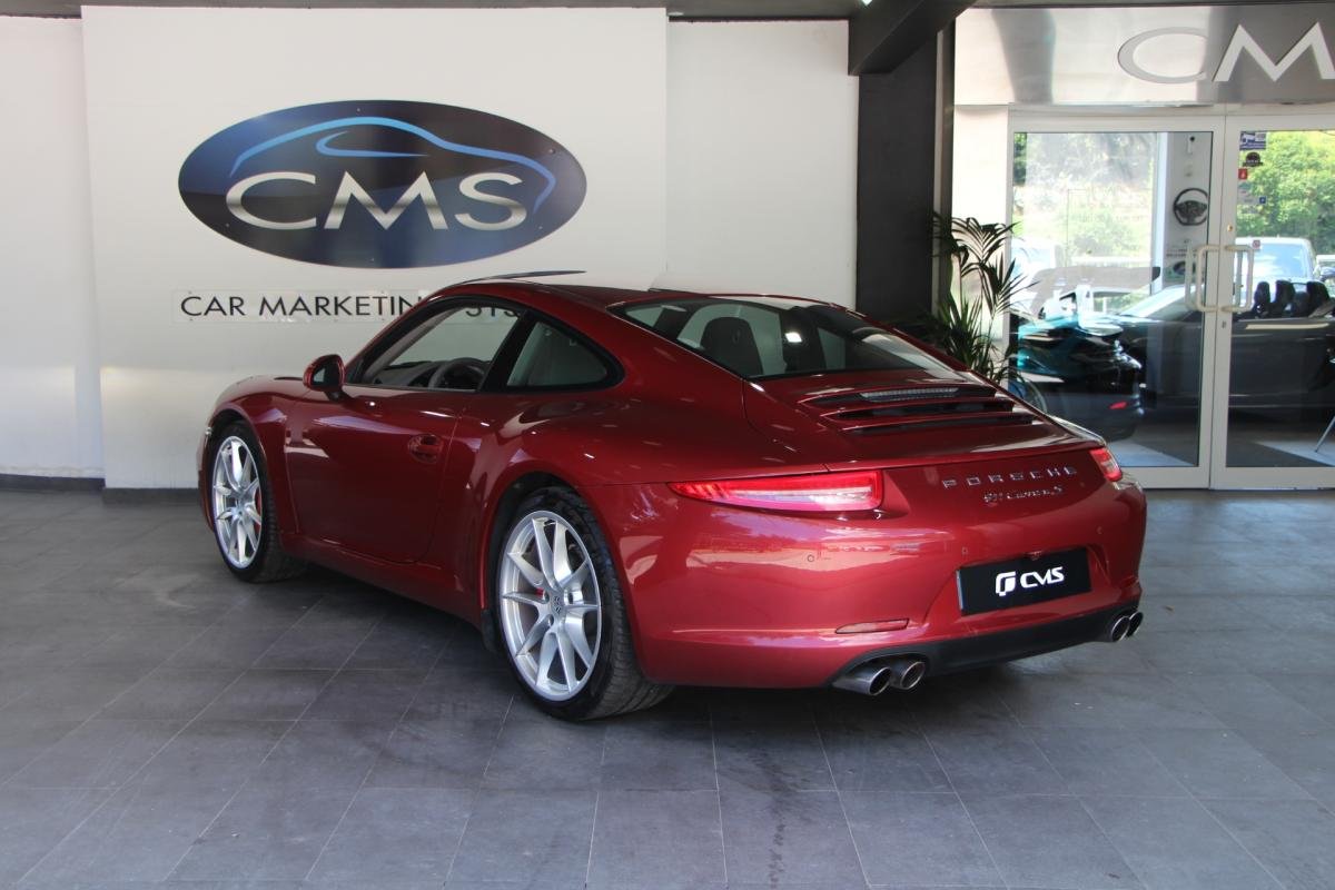 Porsche 911 - Photo 3