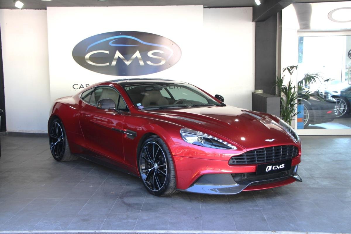 Aston Martin Vanquish - Photo 1