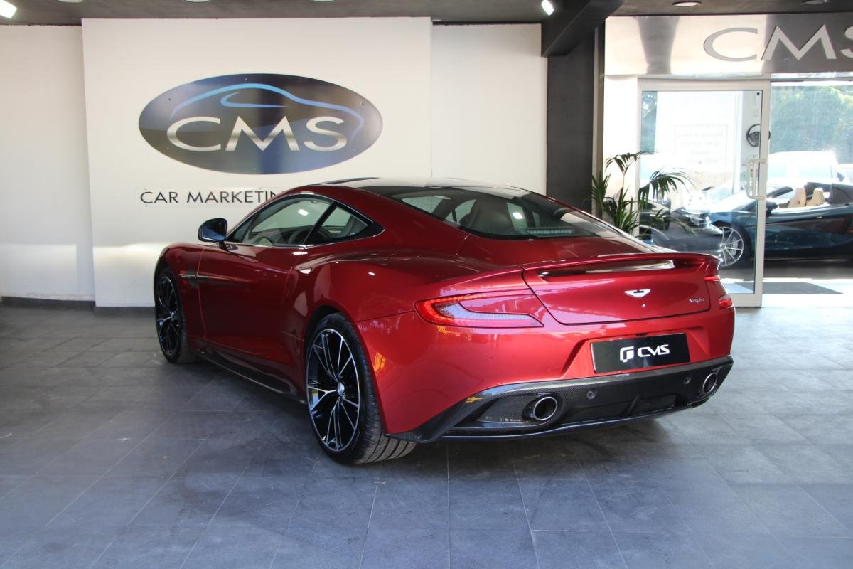 Aston Martin Vanquish - Photo 3