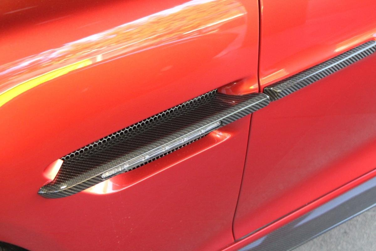 Aston Martin Vanquish - Photo 8