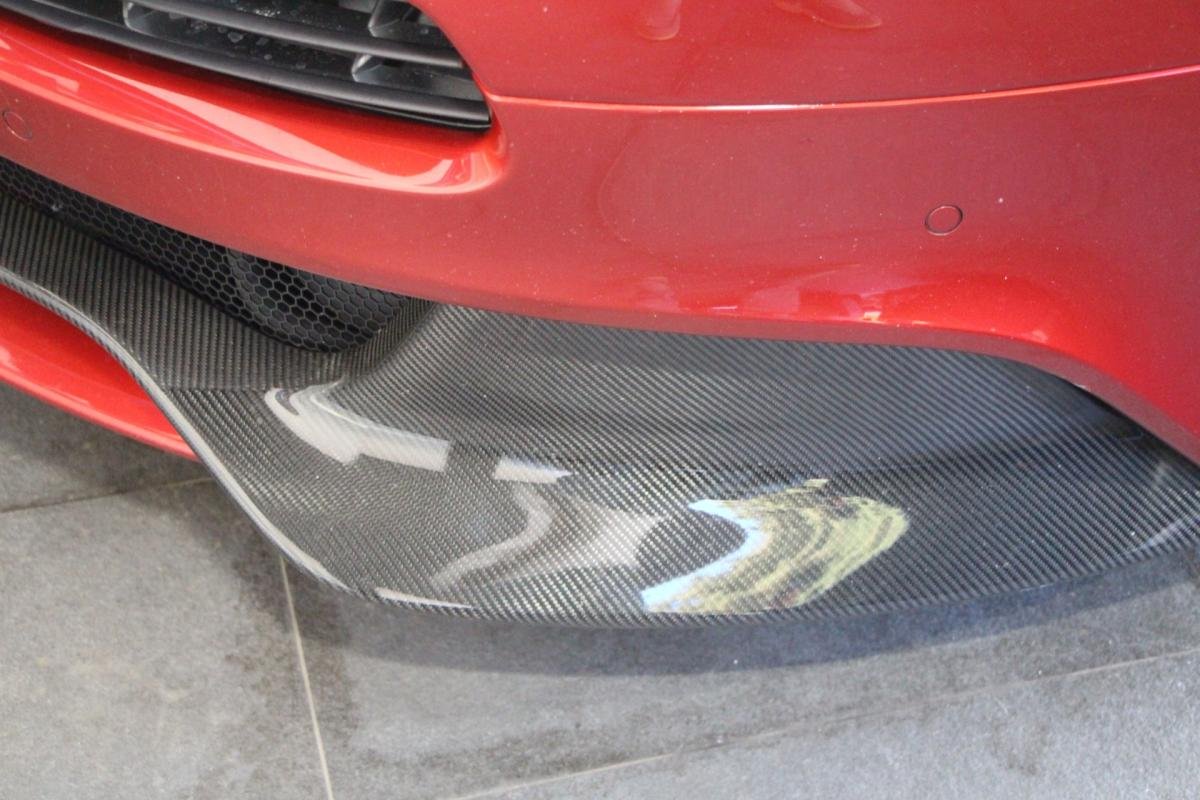 Aston Martin Vanquish - Photo 9