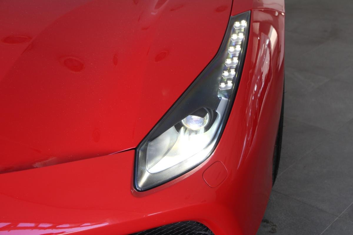 Ferrari 488 GTB - Photo 20