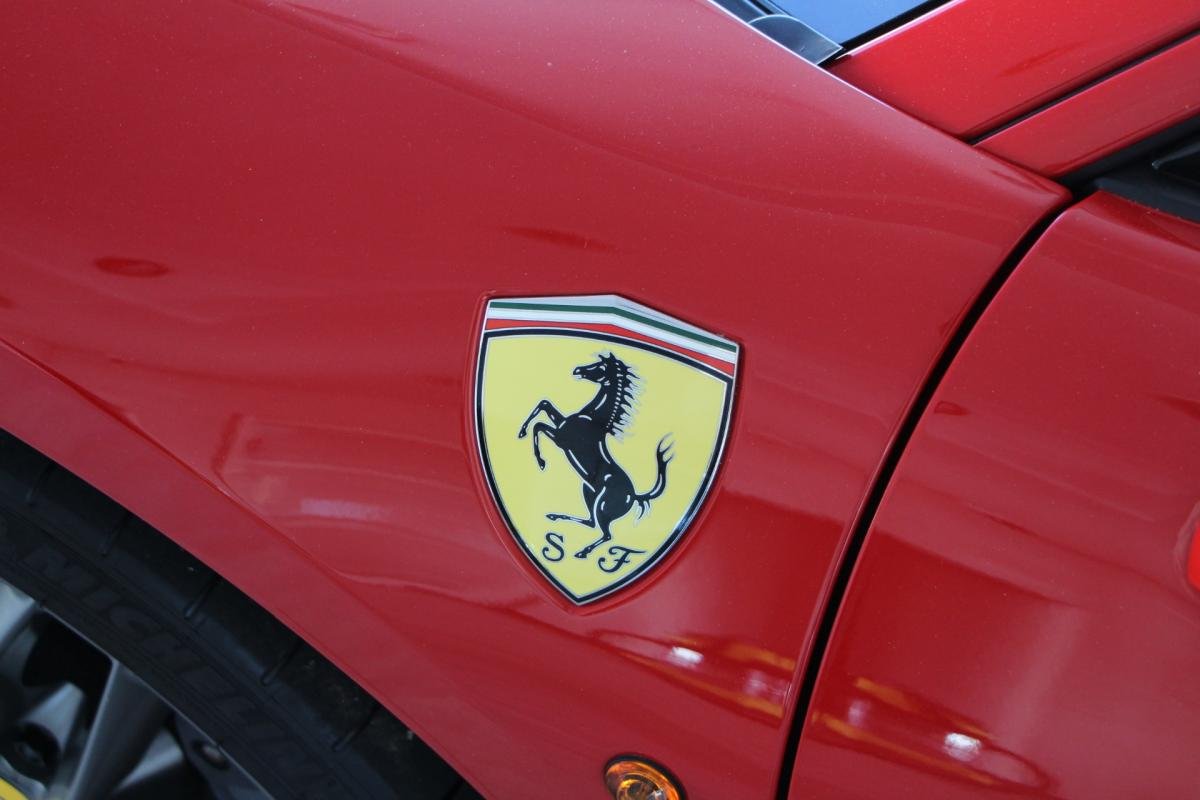 Ferrari 488 GTB - Photo 21