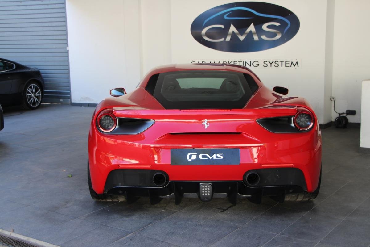 Ferrari 488 GTB - Photo 4
