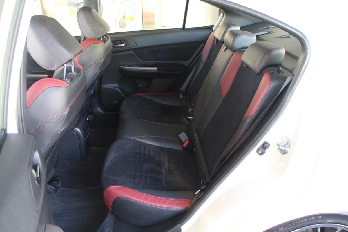 Subaru WRX STI - Photo 8