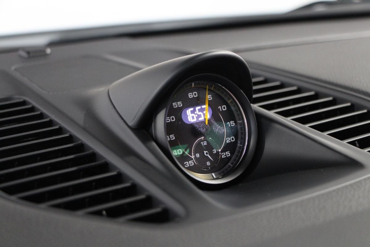 Porsche 911 - Photo 26