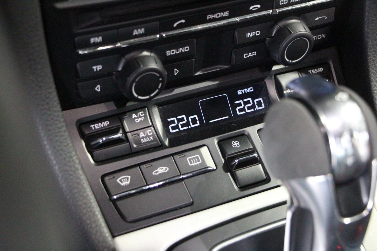 Porsche 911 - Photo 28