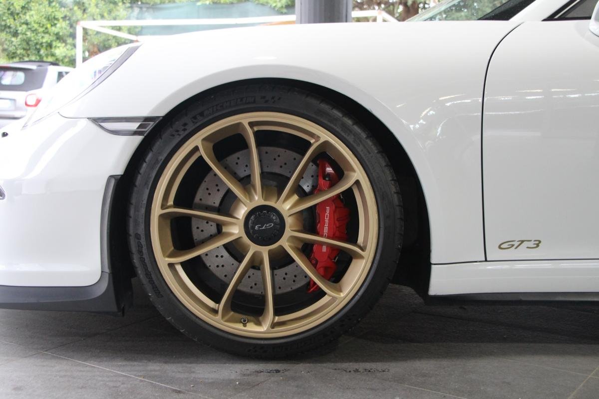 Porsche 911 - Photo 4