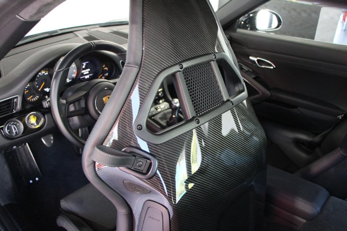 Porsche 911 - Photo 11
