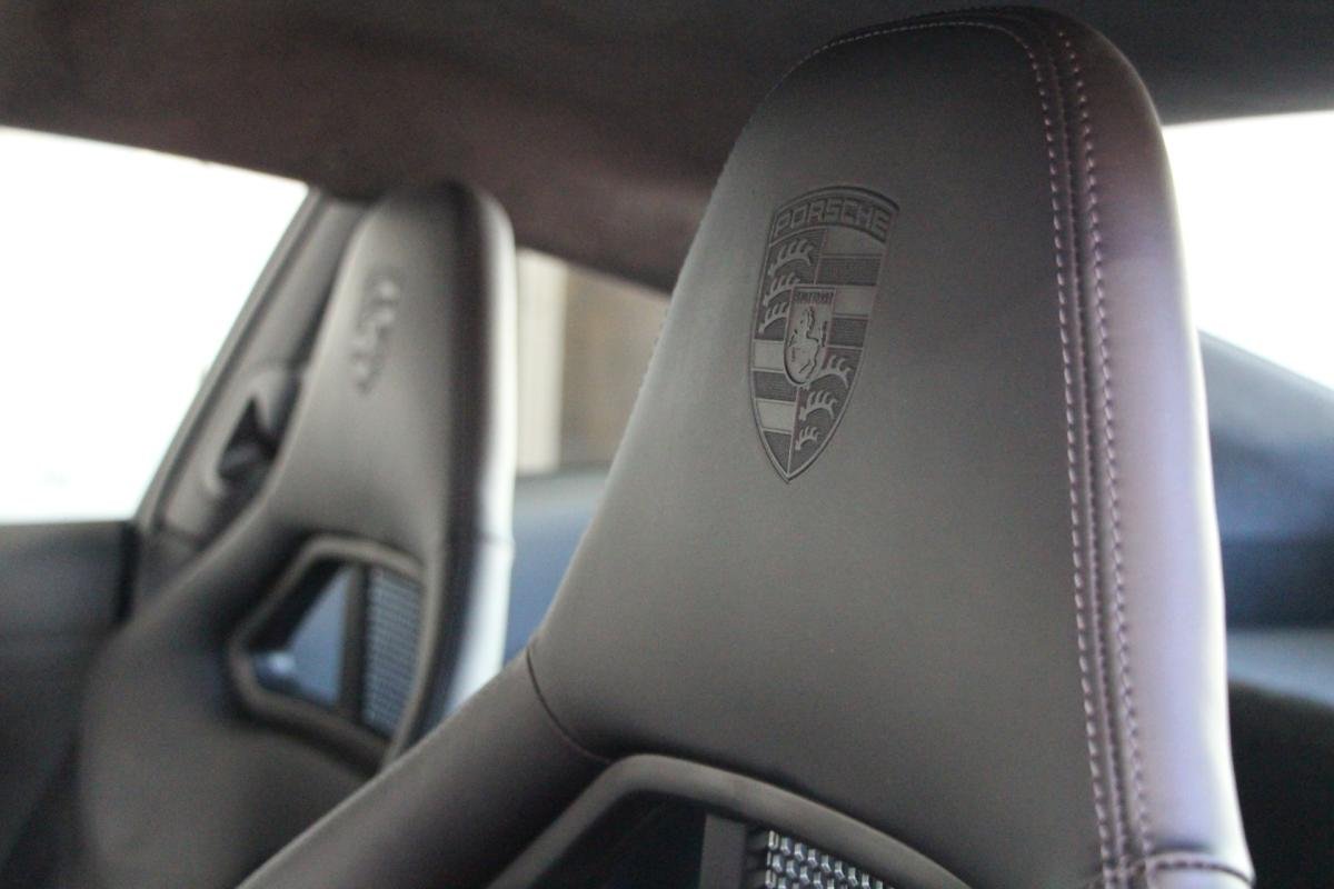 Porsche 911 - Photo 13
