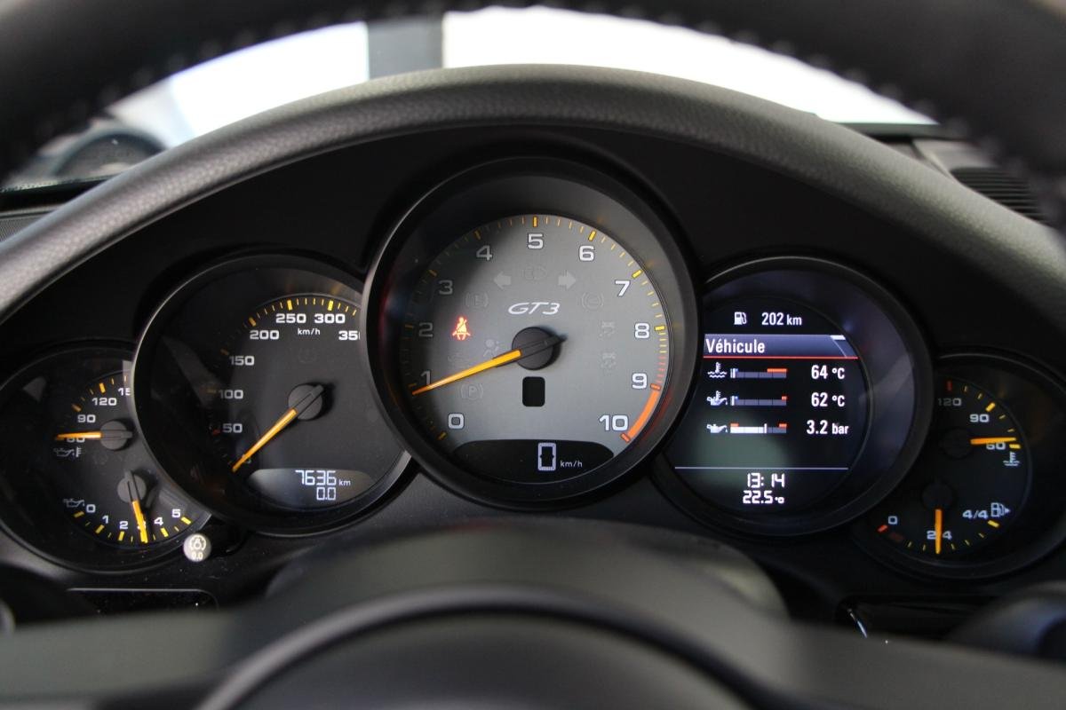 Porsche 911 - Photo 16
