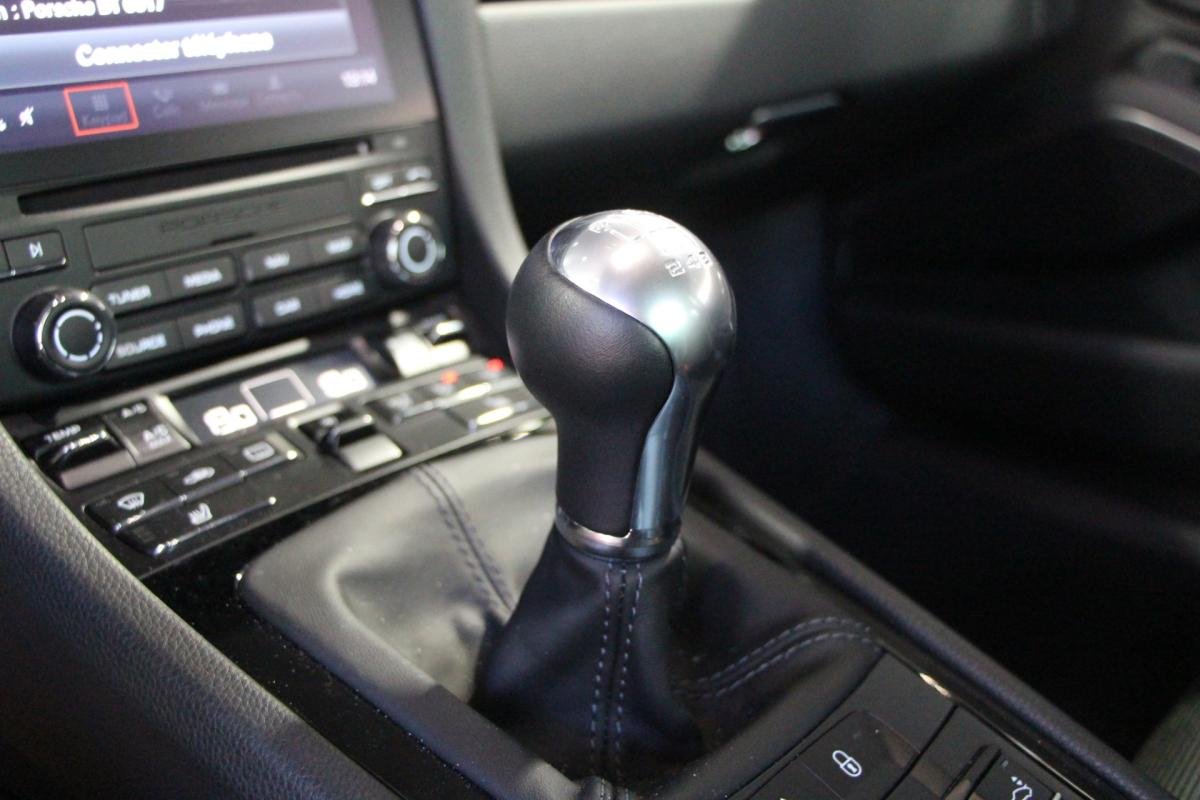 Porsche 911 - Photo 17