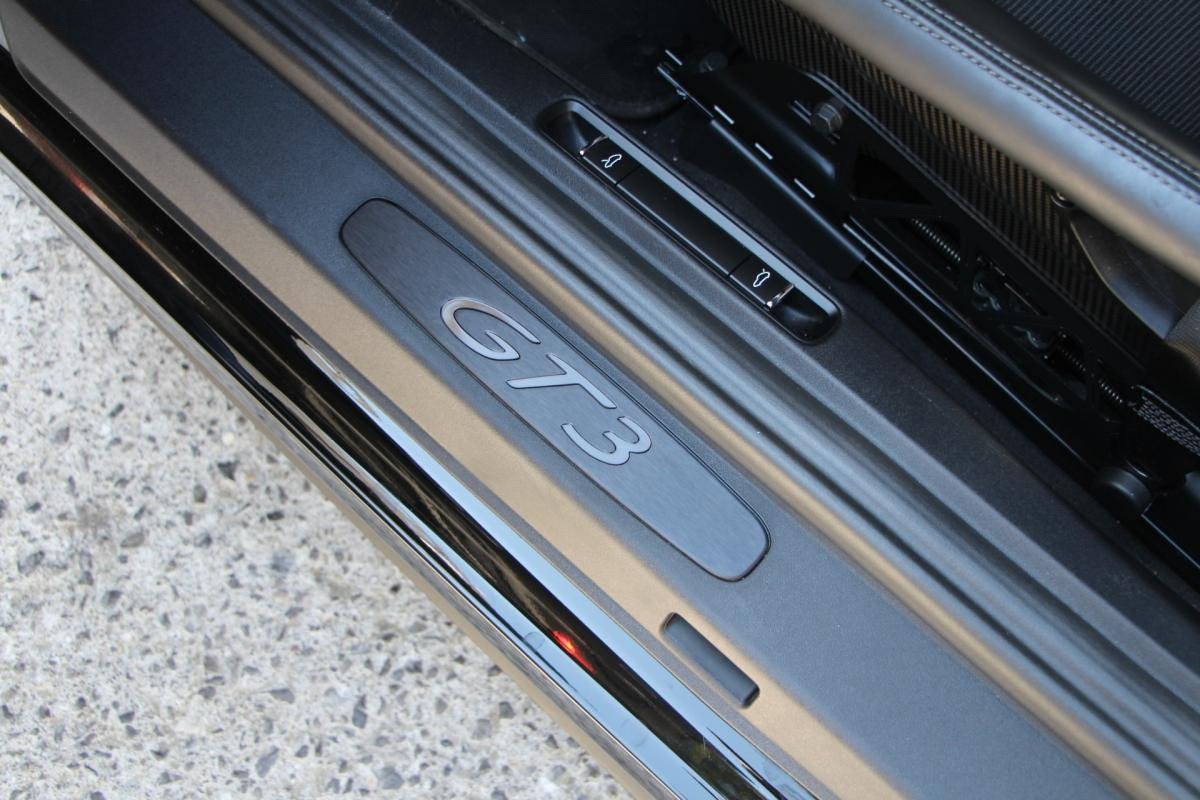 Porsche 911 - Photo 20
