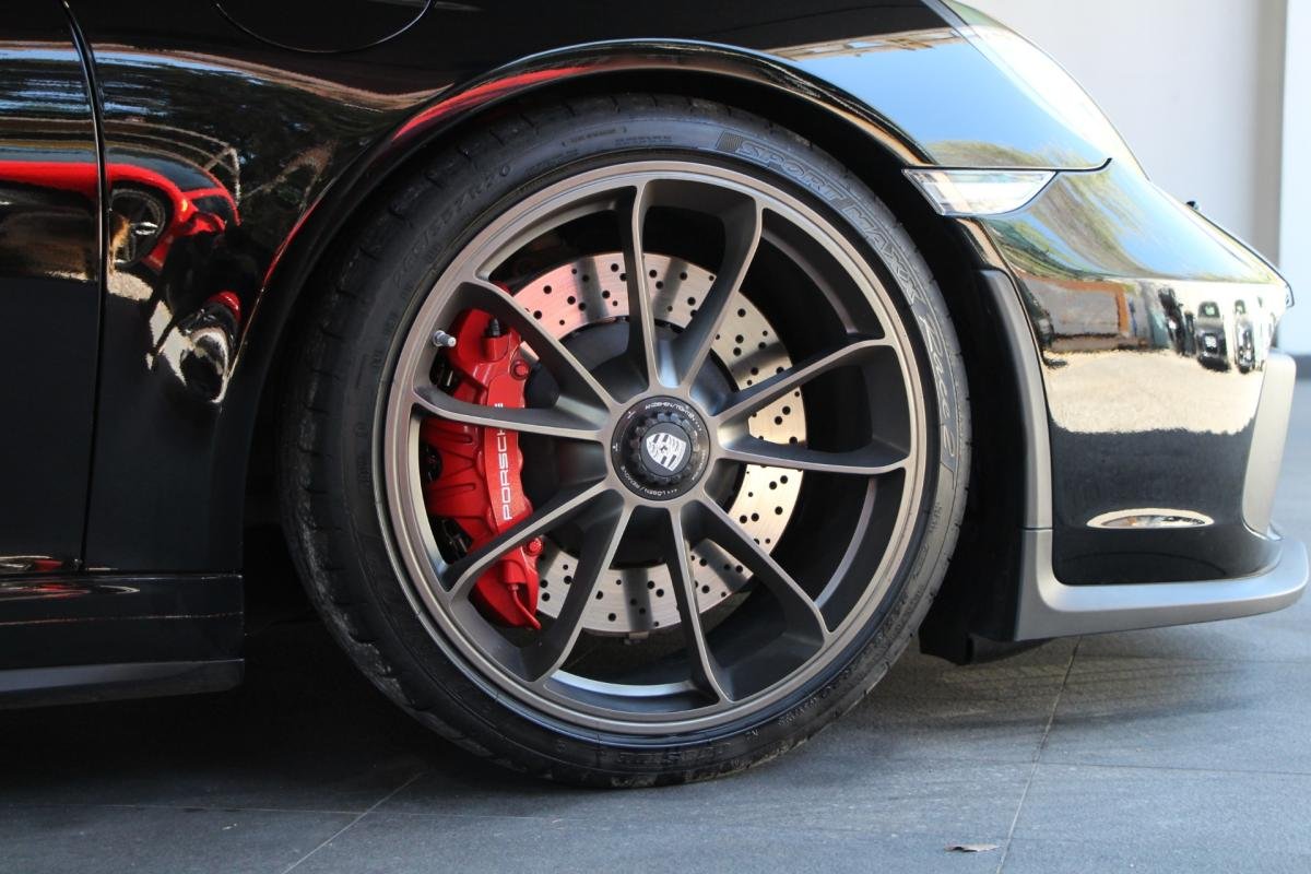 Porsche 911 - Photo 4