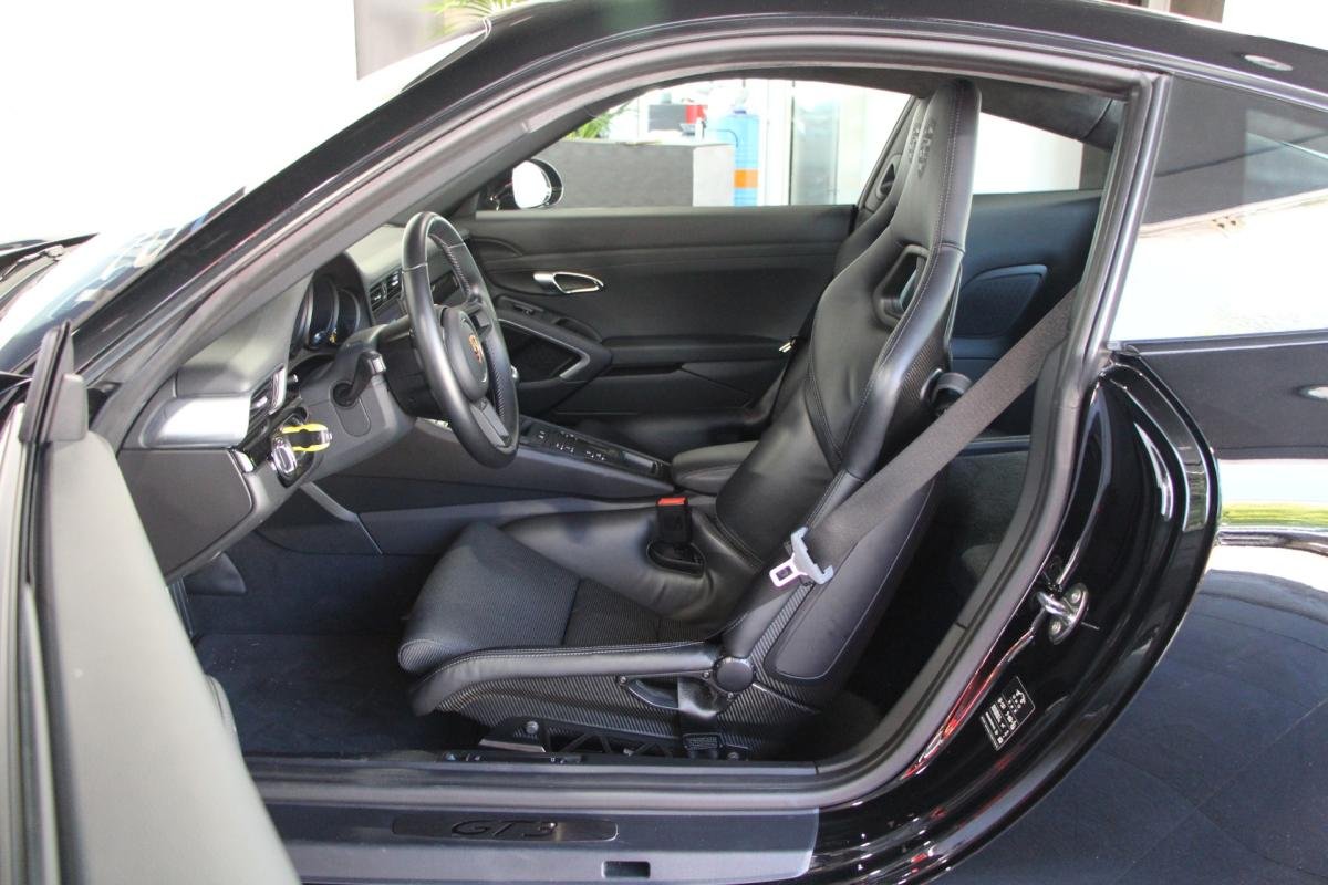 Porsche 911 - Photo 10