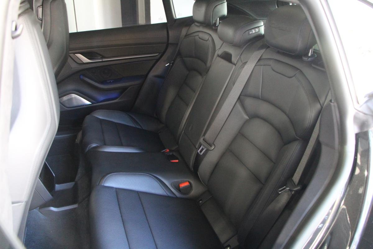 Porsche taycan - Photo 19