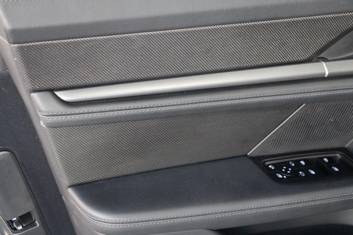 Porsche taycan - Photo 21