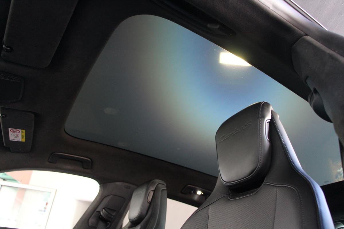 Porsche taycan - Photo 35