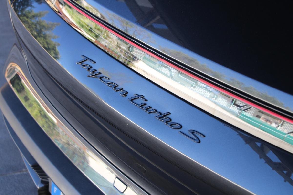 Porsche taycan - Photo 37