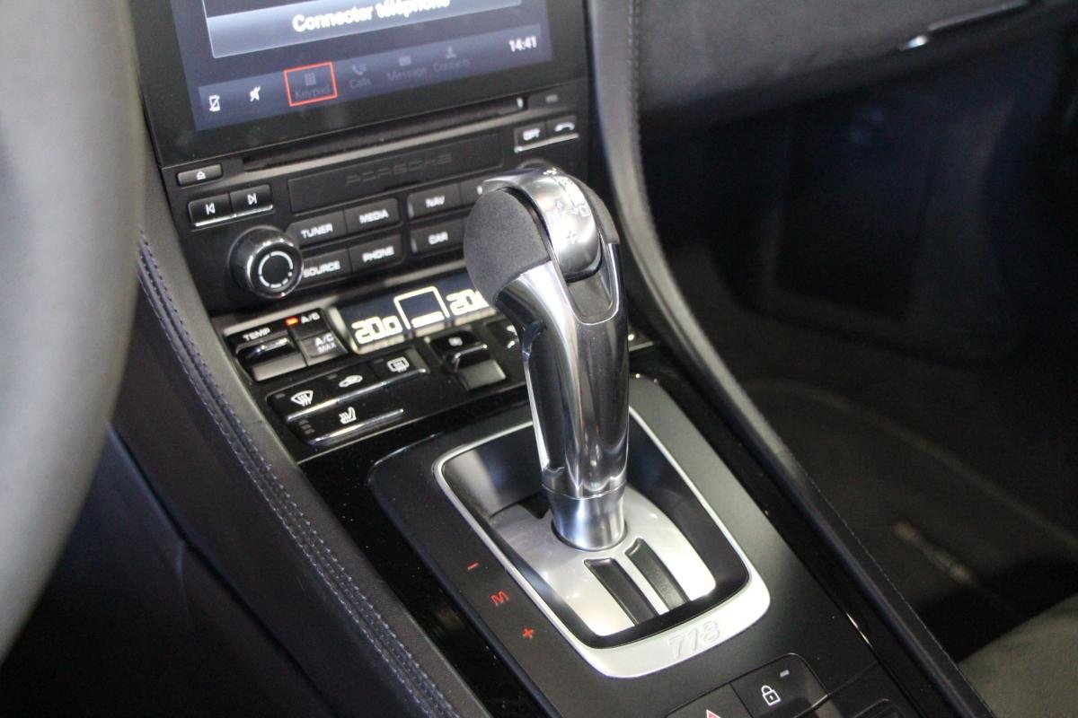Porsche 718 - Photo 17