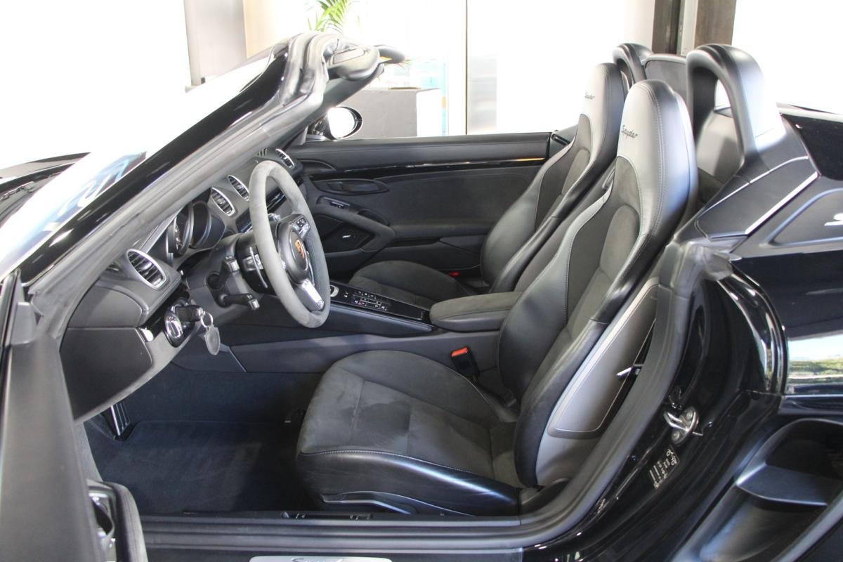 Porsche 718 - Photo 10