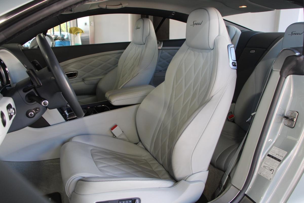 Bentley Continental GT - Photo 16