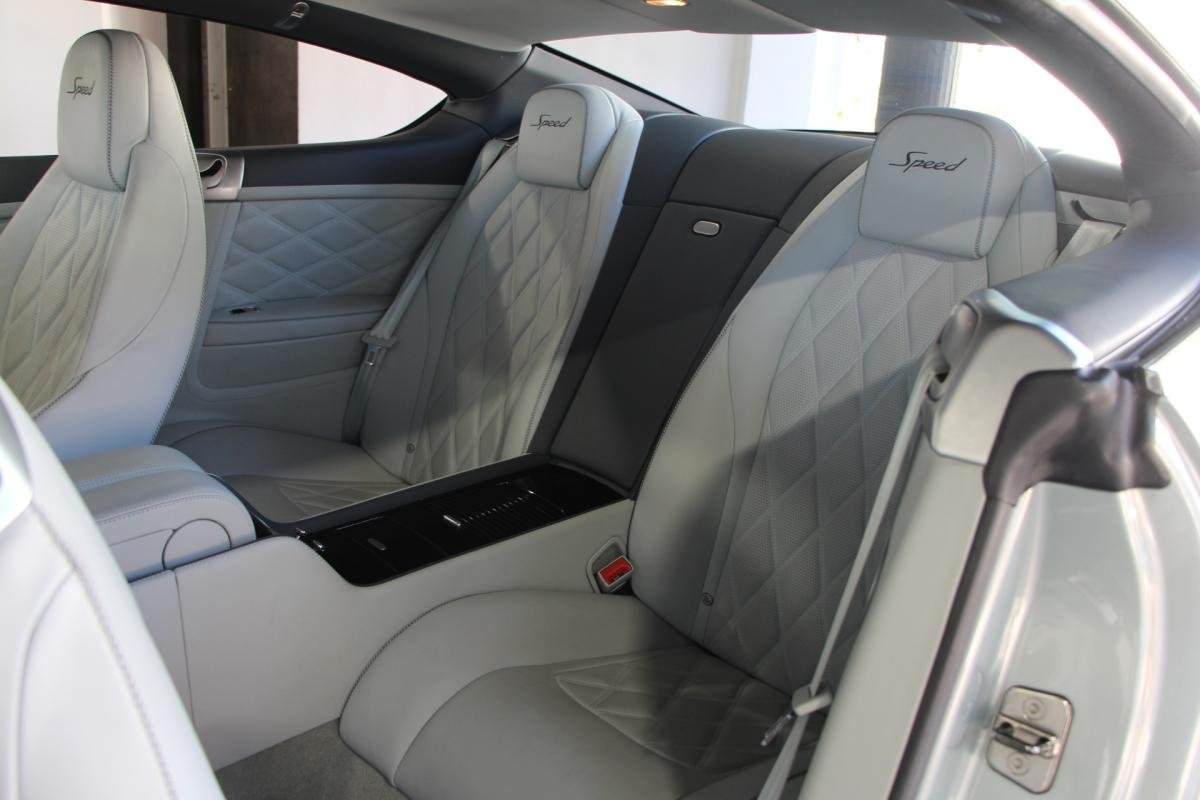 Bentley Continental GT - Photo 17