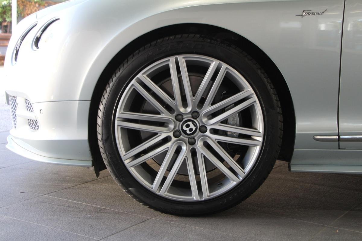 Bentley Continental GT - Photo 5
