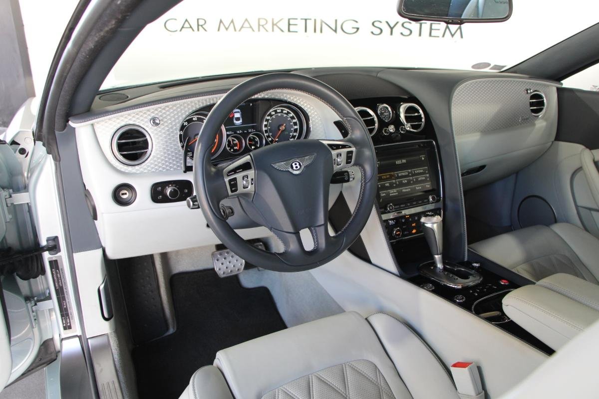 Bentley Continental GT - Photo 9