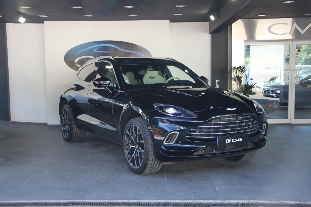 Aston Martin DBX