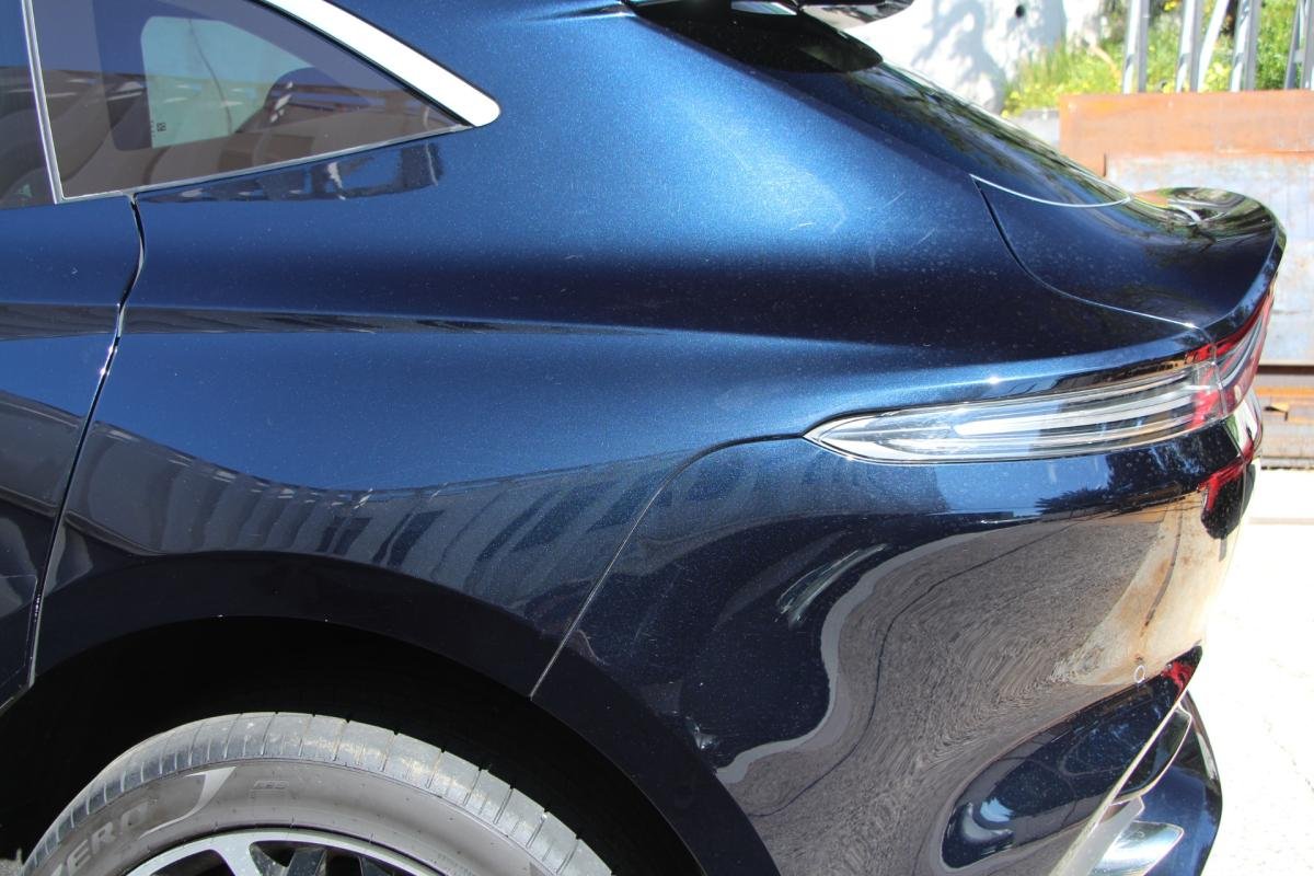 Aston Martin DBX - Photo 7