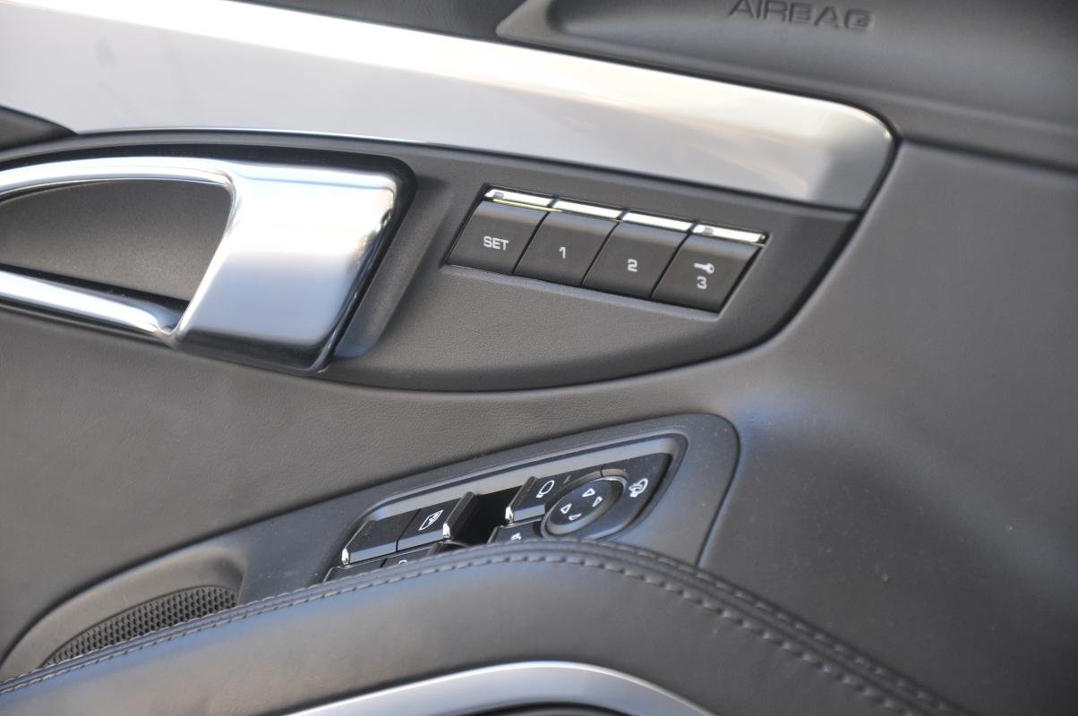 Porsche 911 - Photo 22