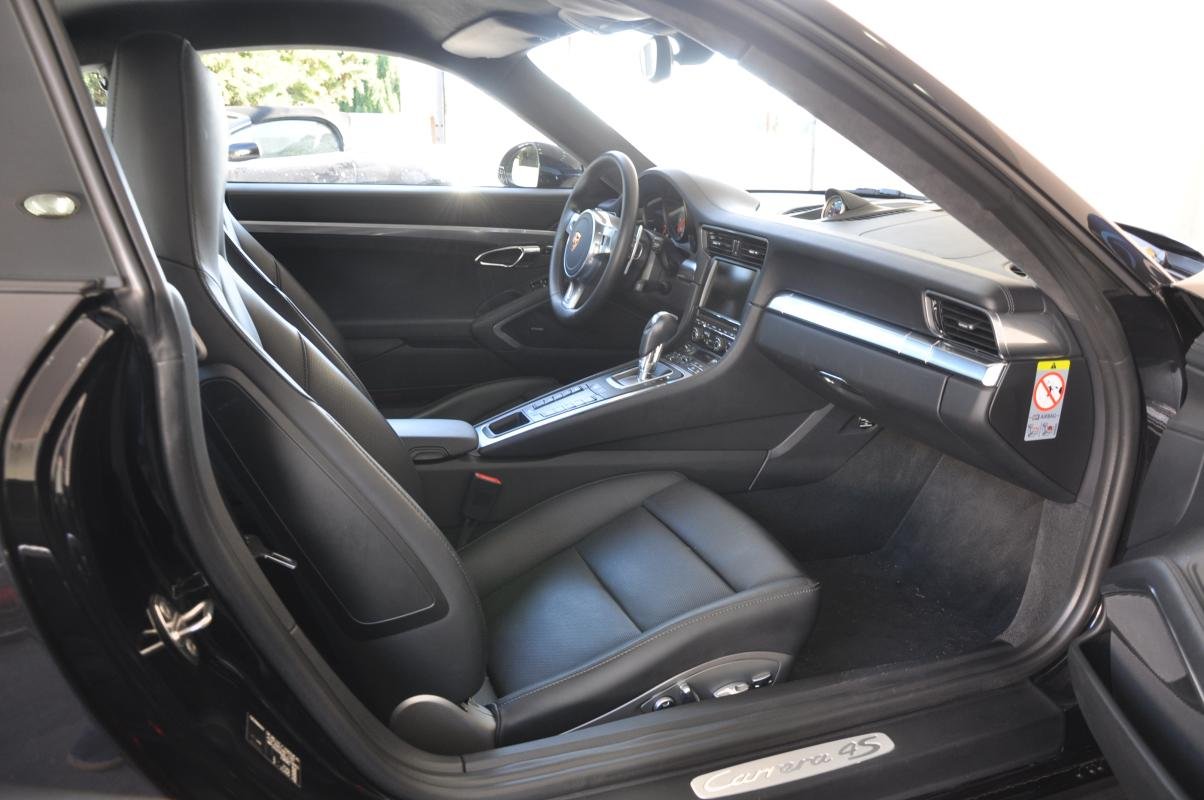 Porsche 911 - Photo 25
