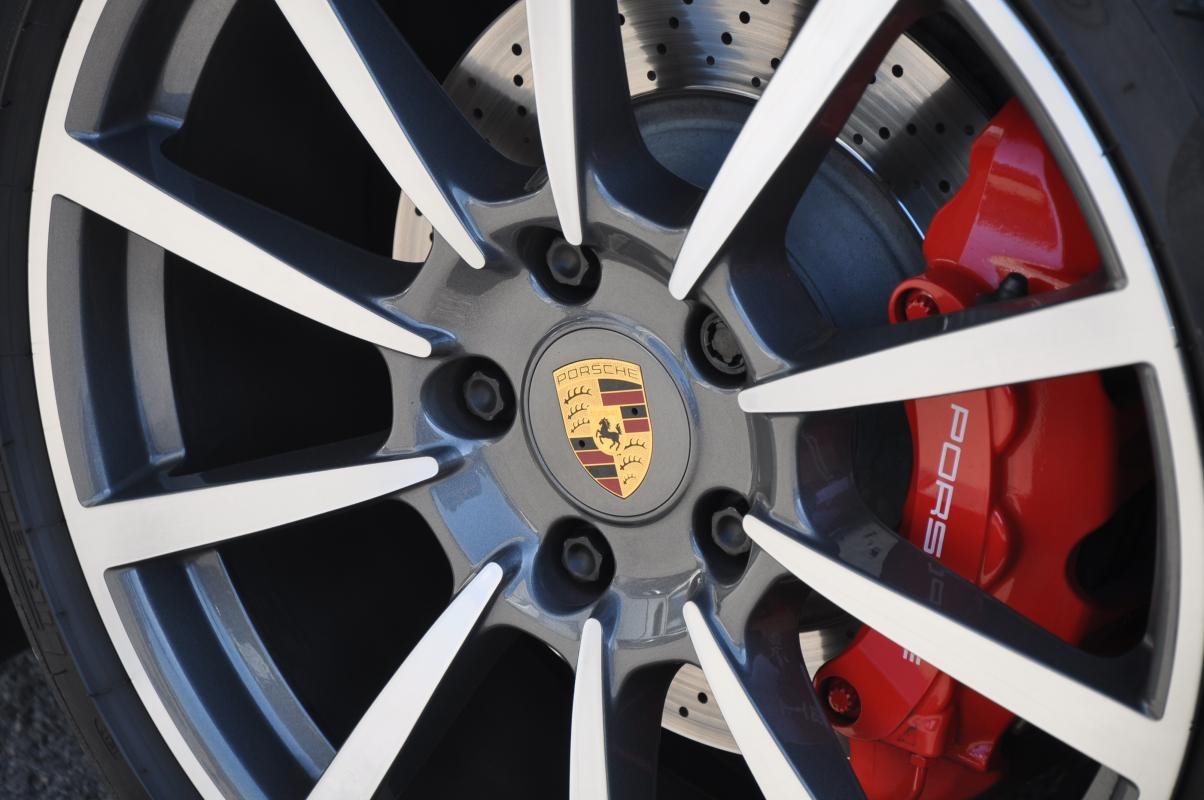 Porsche 911 - Photo 6