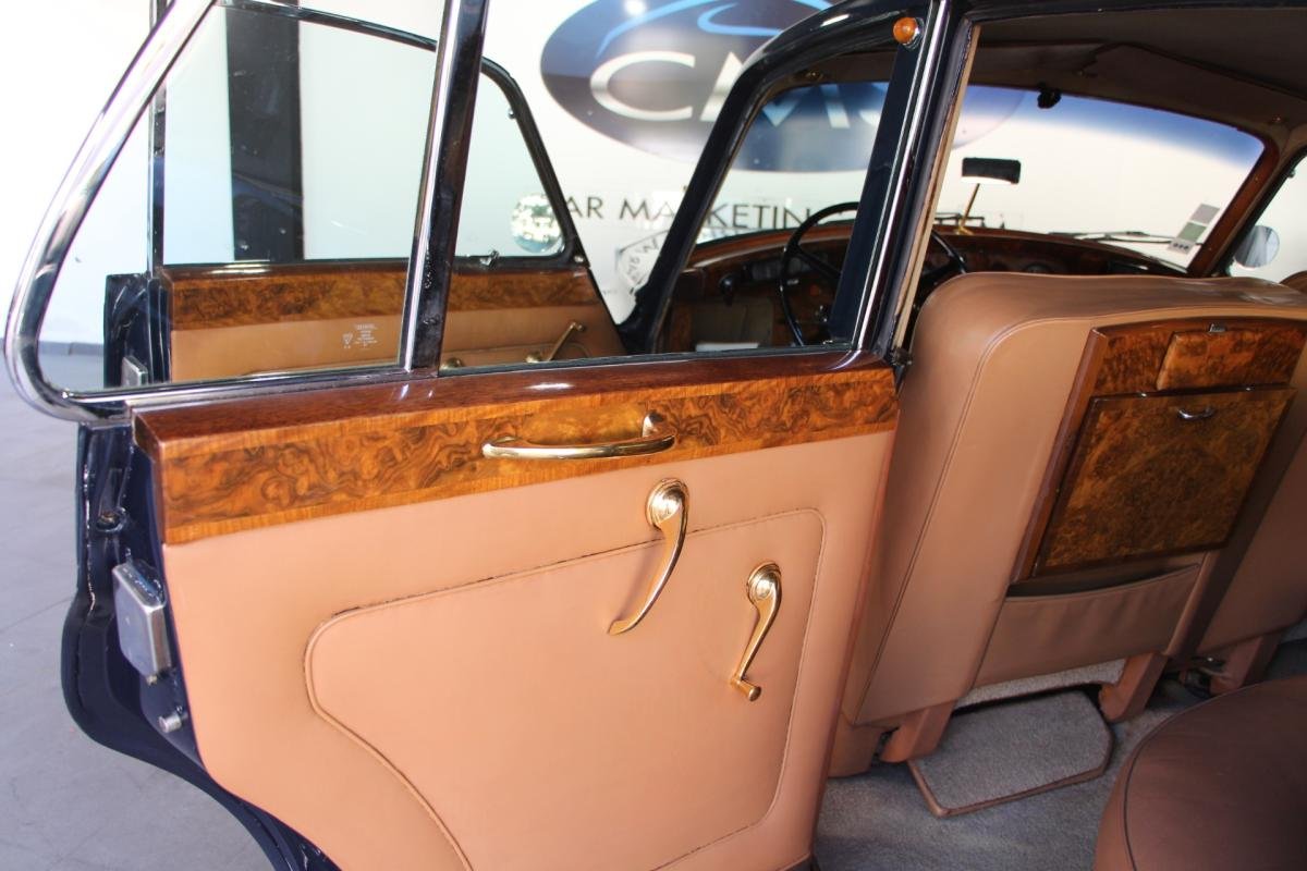 Rolls-Royce Silver Cloud - Photo 16