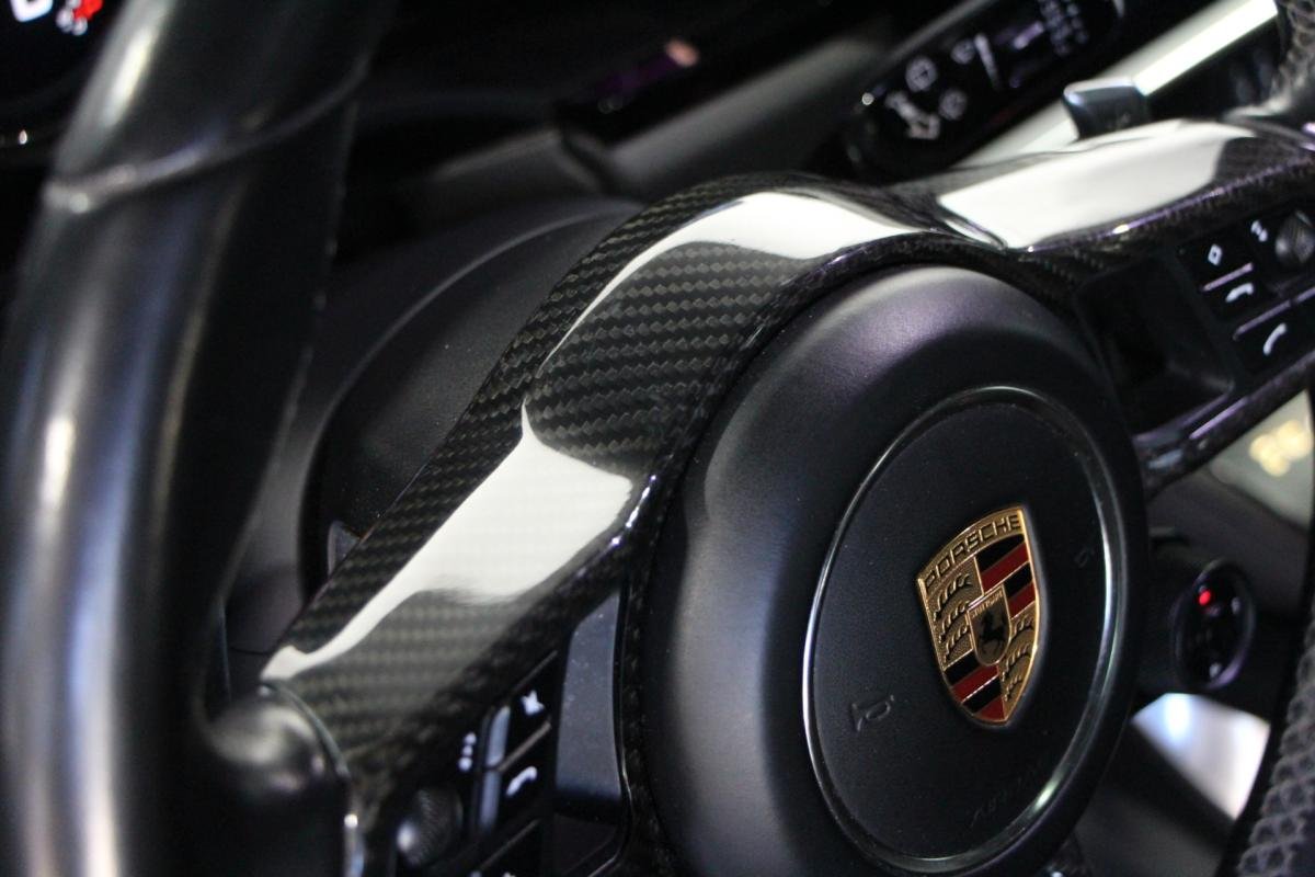 Porsche Cayenne - Photo 11