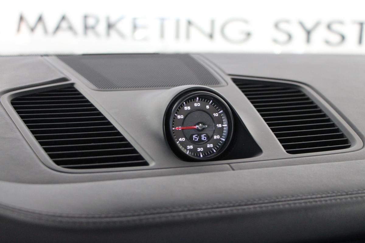 Porsche Cayenne - Photo 13