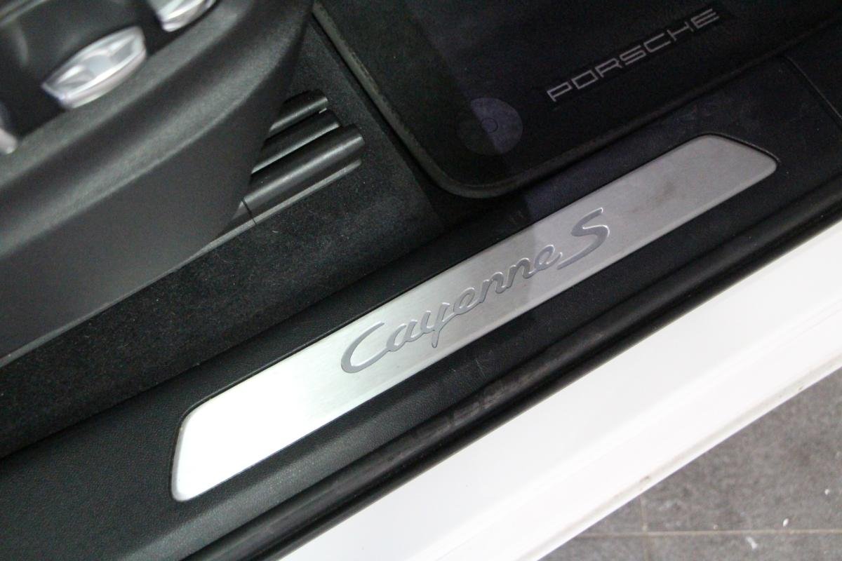 Porsche Cayenne - Photo 27