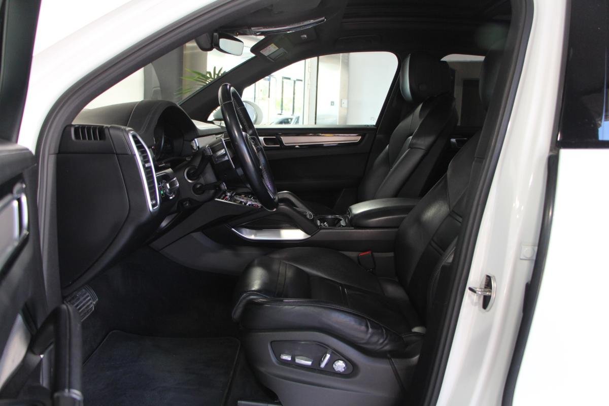 Porsche Cayenne - Photo 7
