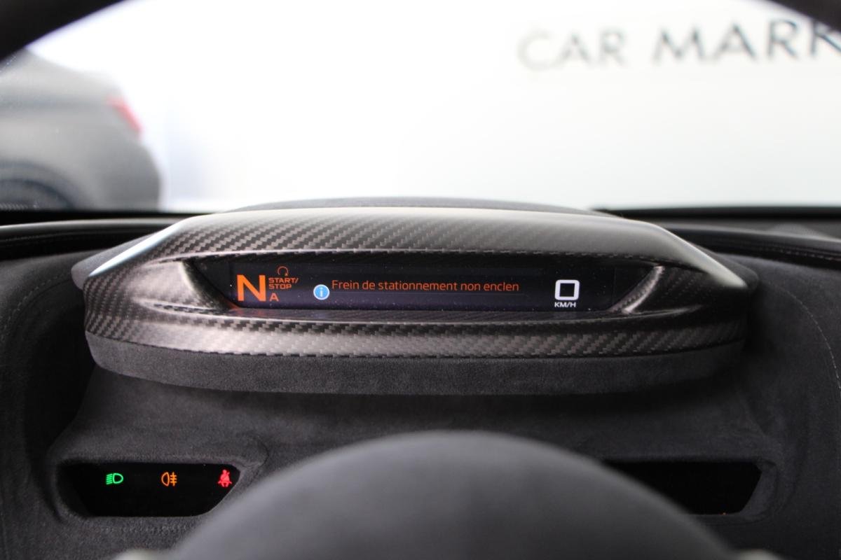 McLaren 720S - Photo 26