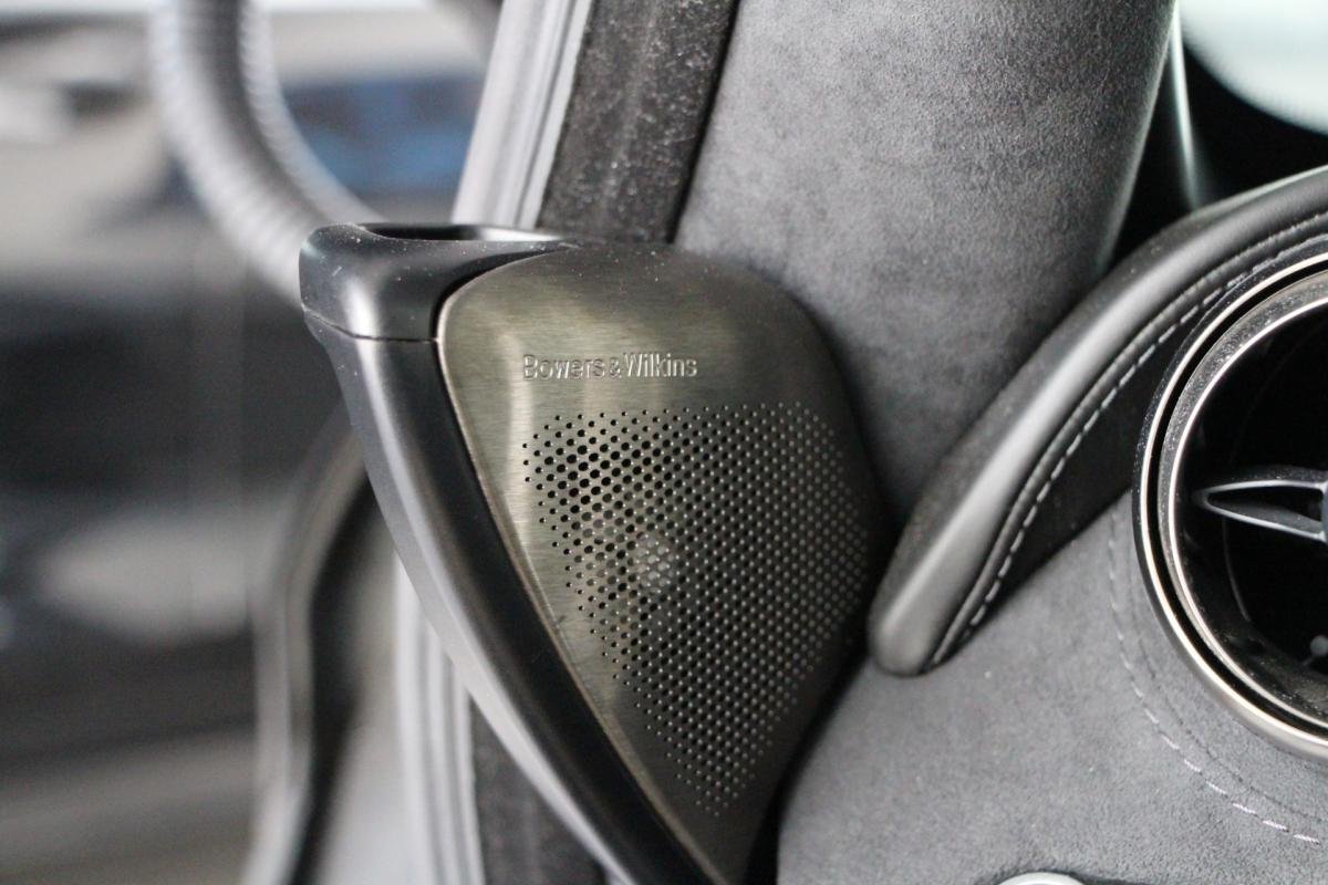 McLaren 720S - Photo 30