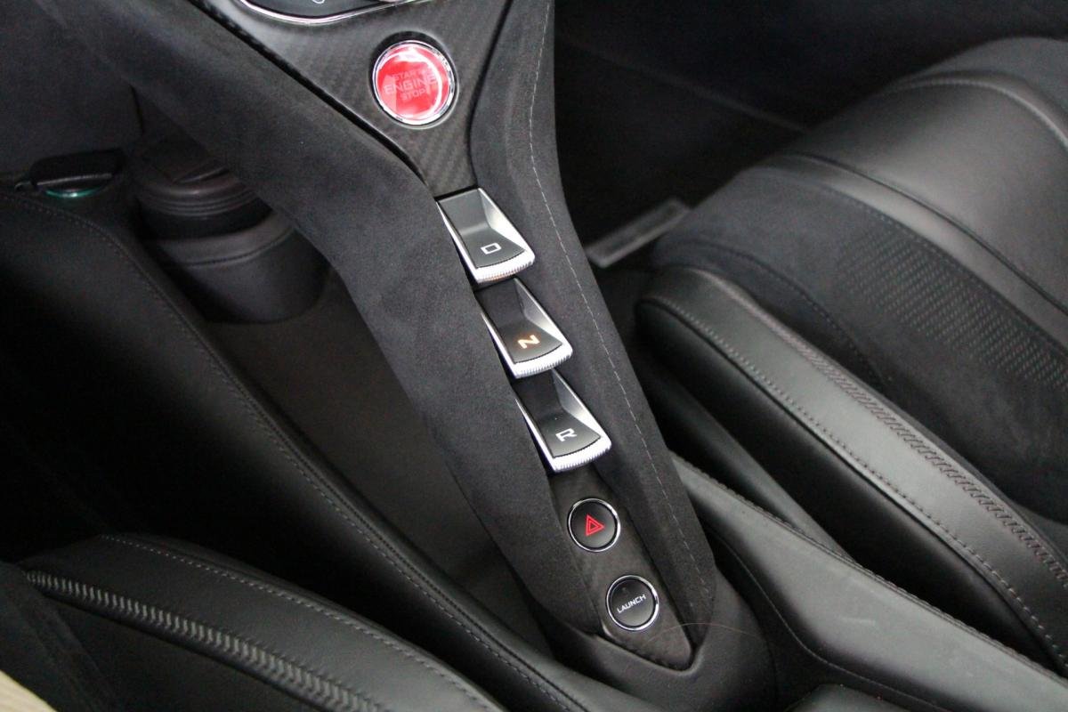 McLaren 720S - Photo 34