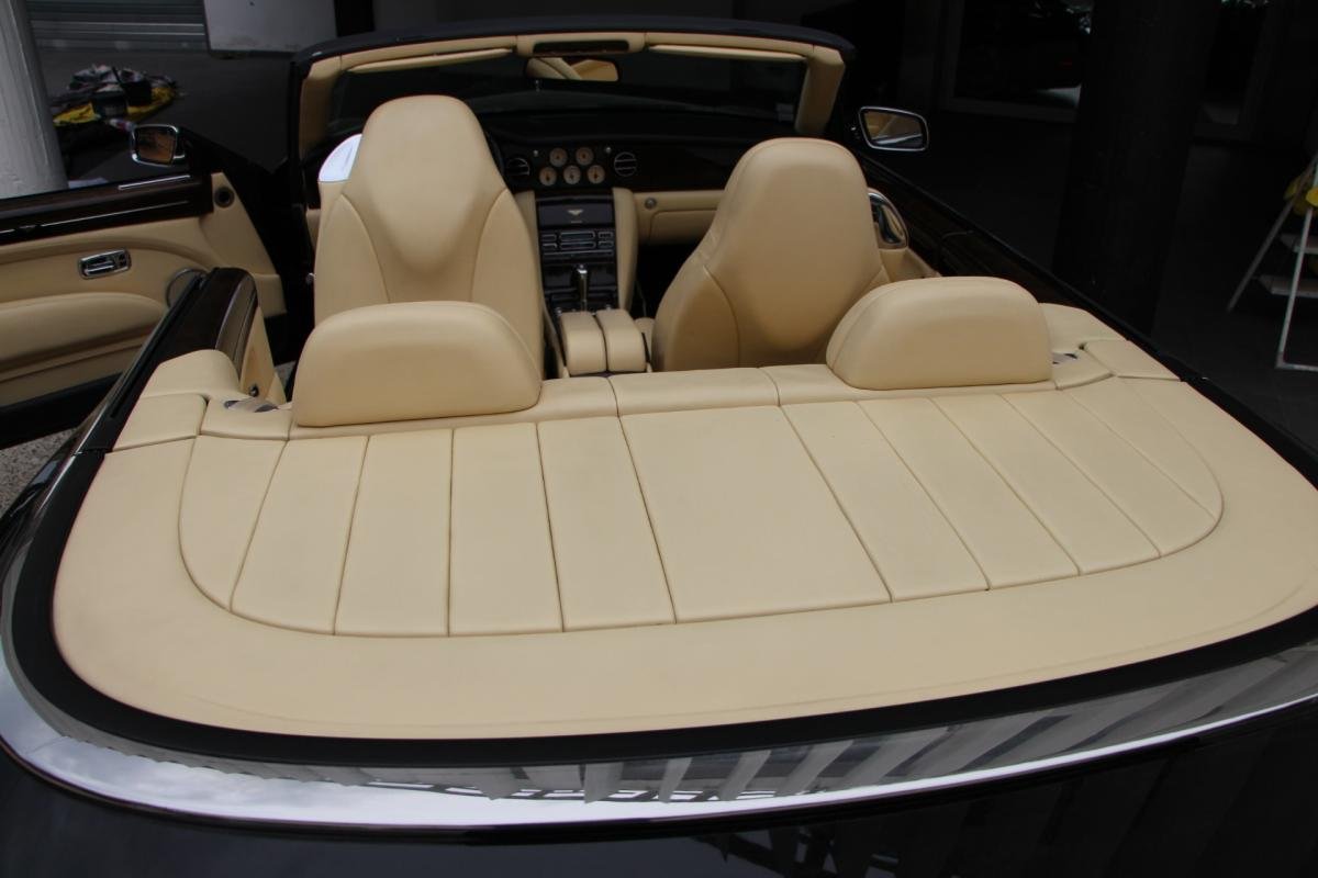 Bentley Azure - Photo 25