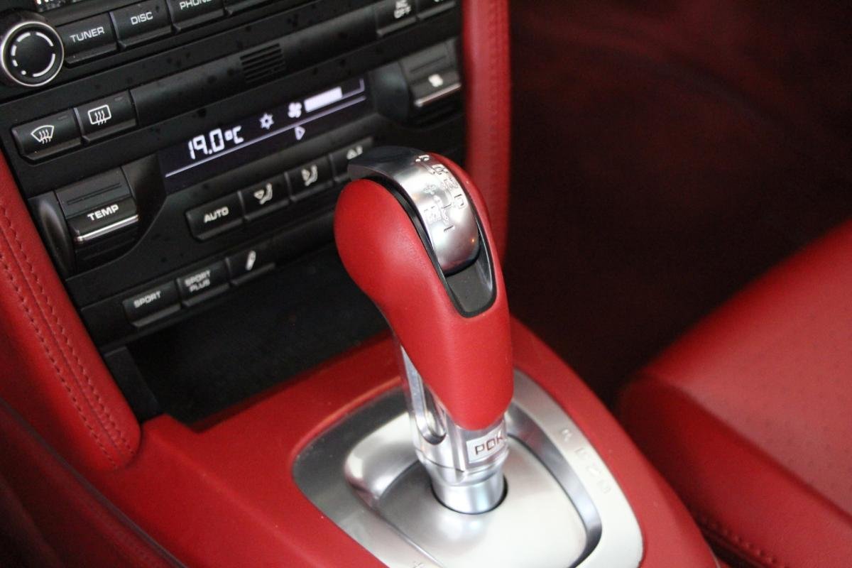 Porsche 911 - Photo 16