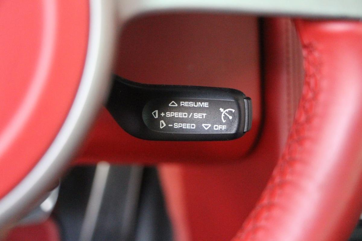 Porsche 911 - Photo 18
