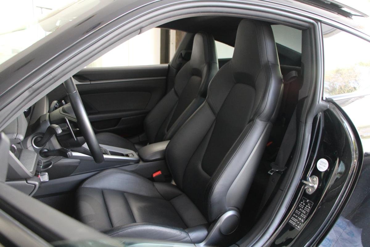 Porsche 911 - Photo 9